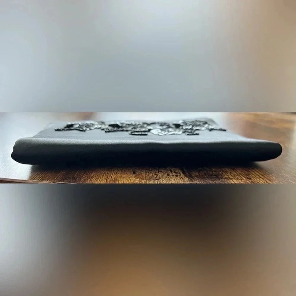 VINTAGE: Magid | ladies satin clutch handbag - Picture 9 of 9